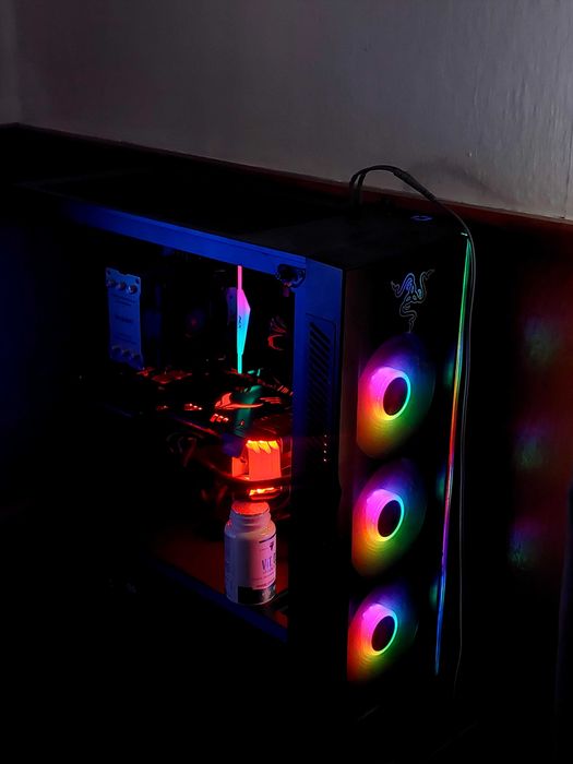 Цялостен Геймърски Сетъп + 280Hz монитор | Ryzen 7 7800X3D + RX 6800 XT   |