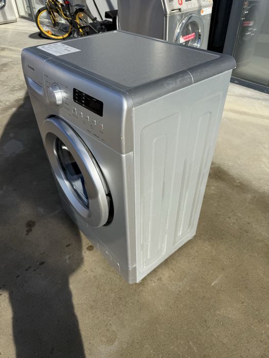 Сива пералня 45 см дълбока