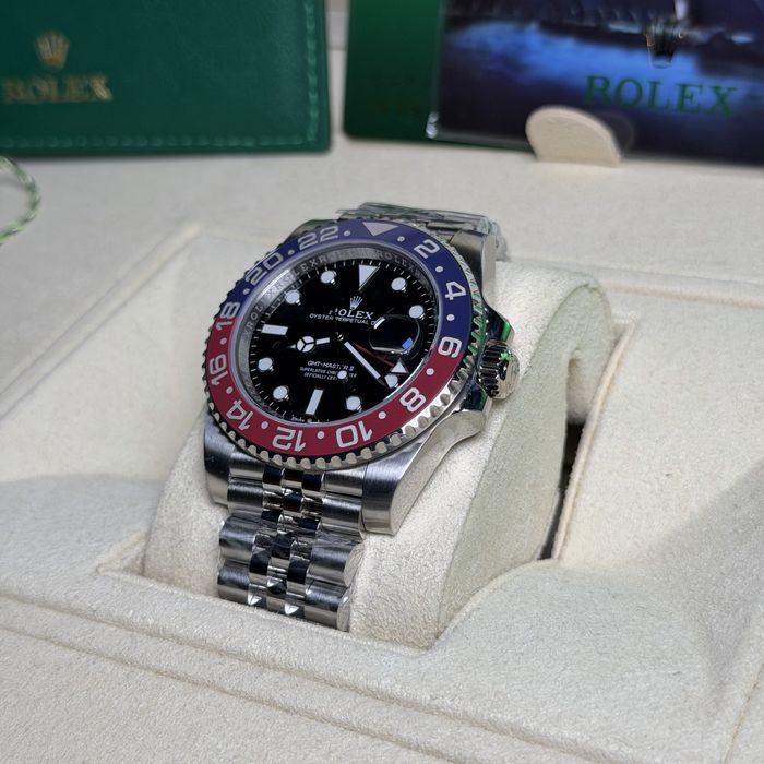 Rolex GMt 2 Pepsi