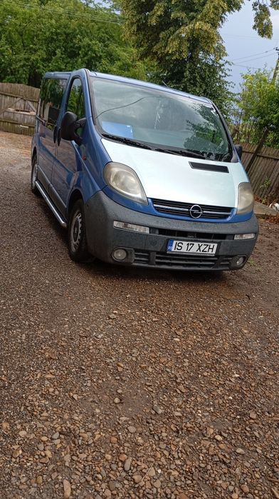 Vând Opel vivaro din 2006. Motor de 1.9. consum foarte bun. Mașina este in stare perfecta de funcționare, sa schimbat multe piese la ea.