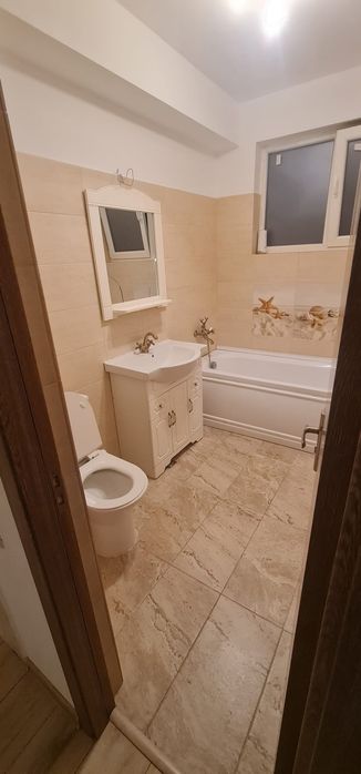 Apartament de închiriat 60 m decomandat în Bragadiru de la privat ,lângă Leroy Merlin cu loc de parcare zugrăvit mobilat ca în poze valabil de azi .