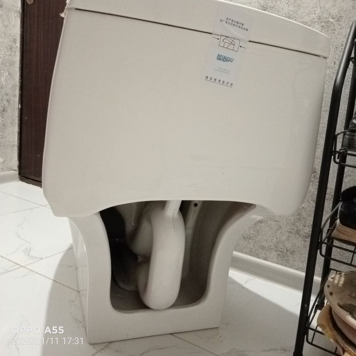 Унитаз наполный новый