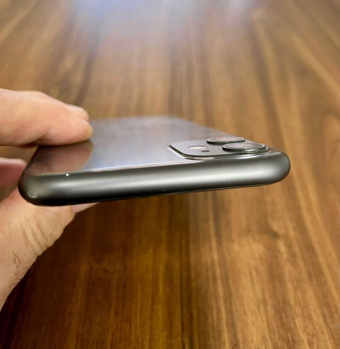 iphone 11 negru cu folie si husa