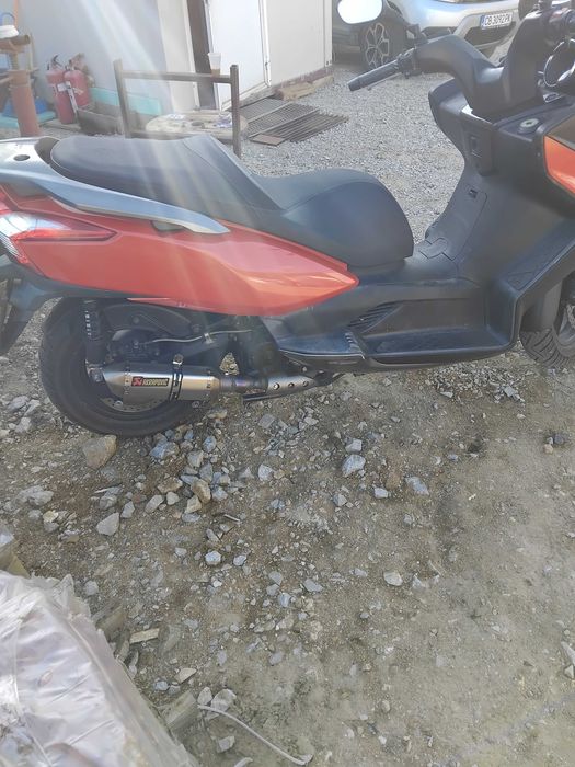 Скутер Kymco Downtown 300i ABS