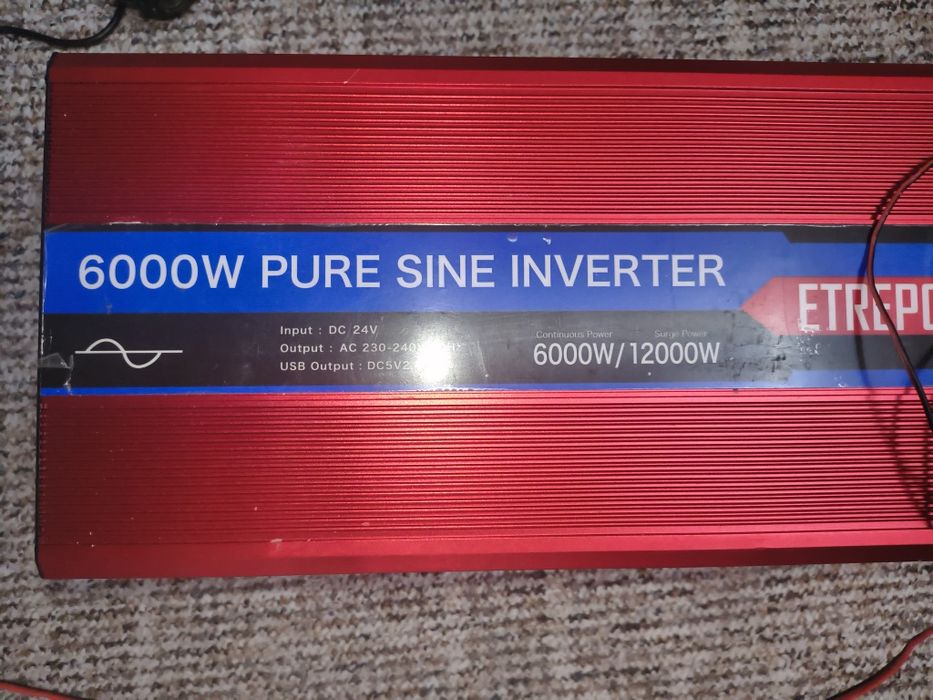 Vând invertor 24v 6000w defect