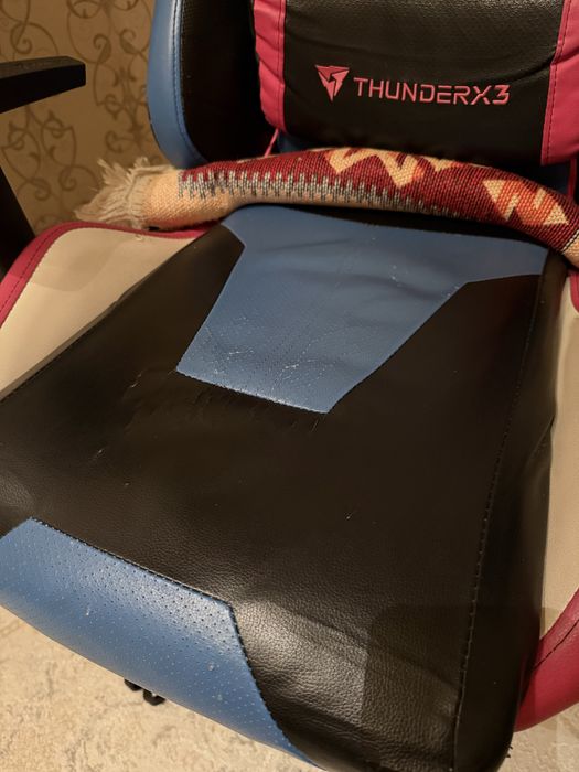 Продам Игровое кресло