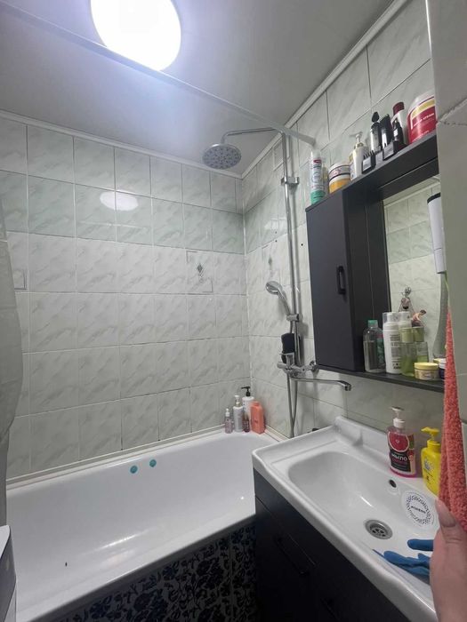 продам 3-х комнатную квартиру