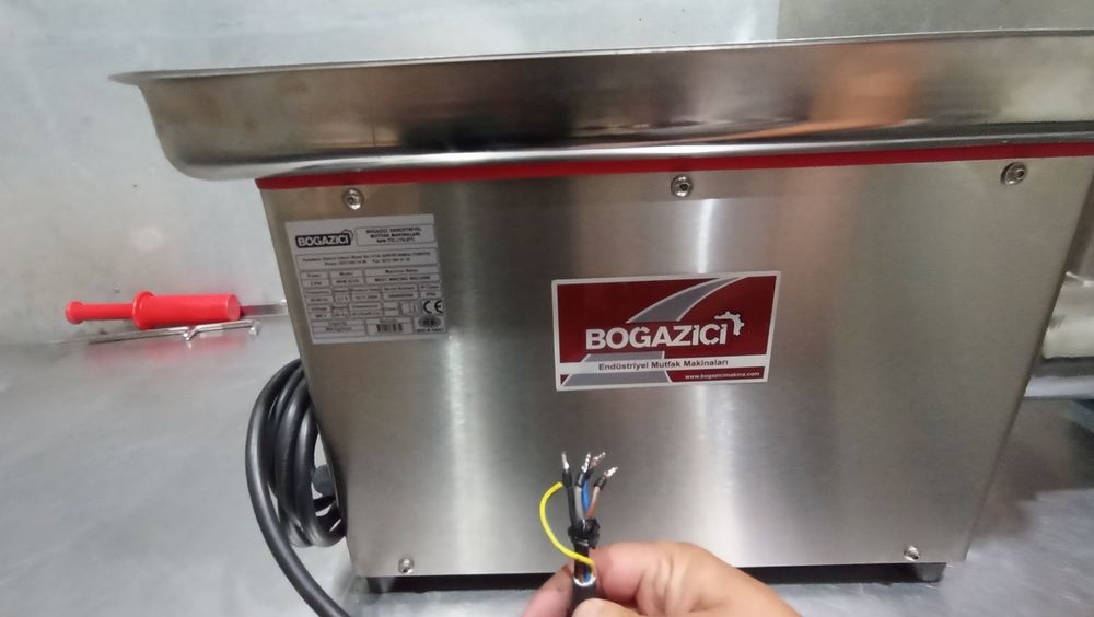 Продам мясорубку новая