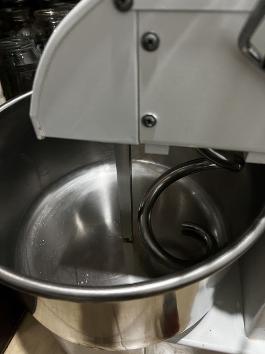 Тестомес, профессиональная тестомешалка