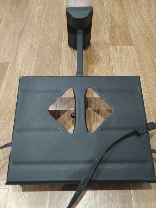 Продам кронштейн