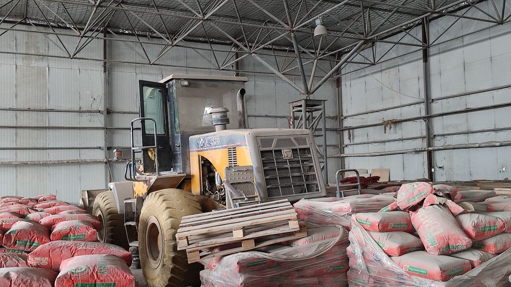 Продам фронтальный погрузчик