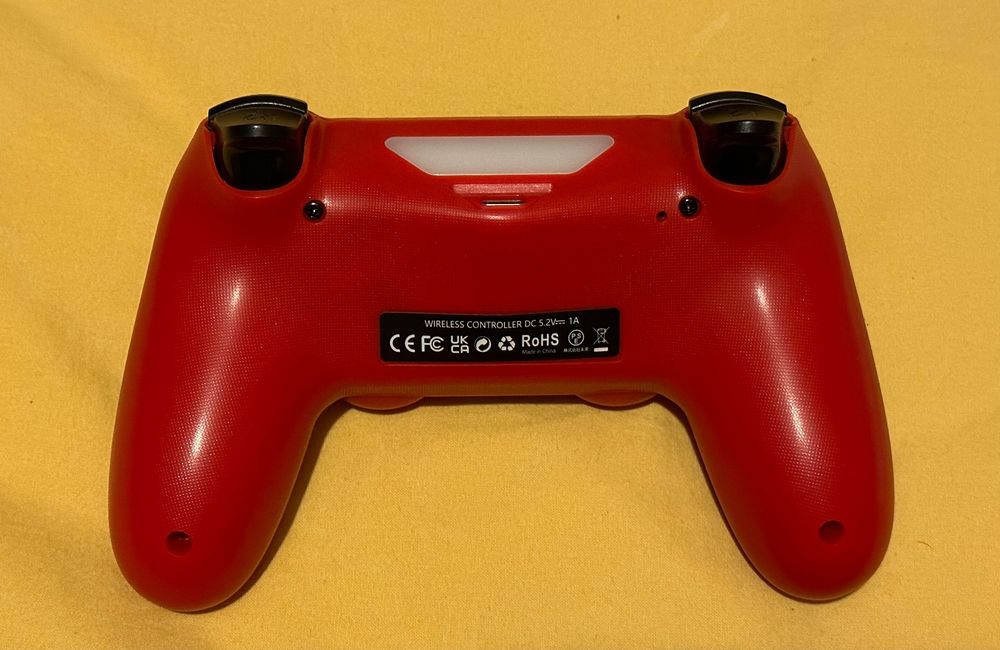 Джойстик за PlayStation 4