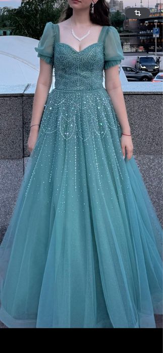 Продам вечерние  платье