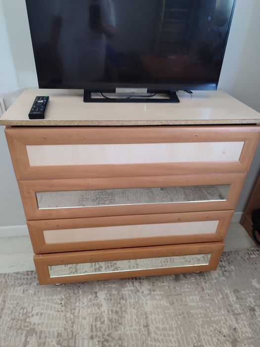 Продам Шкаф угловой