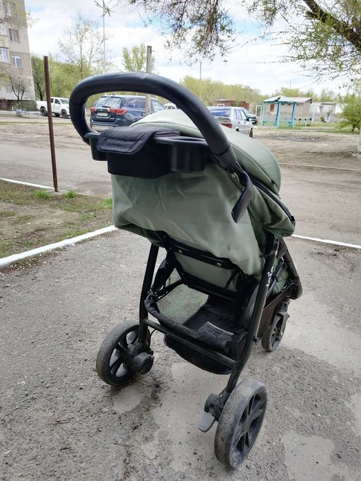 Детская прогулочная коляска Joie litetrax