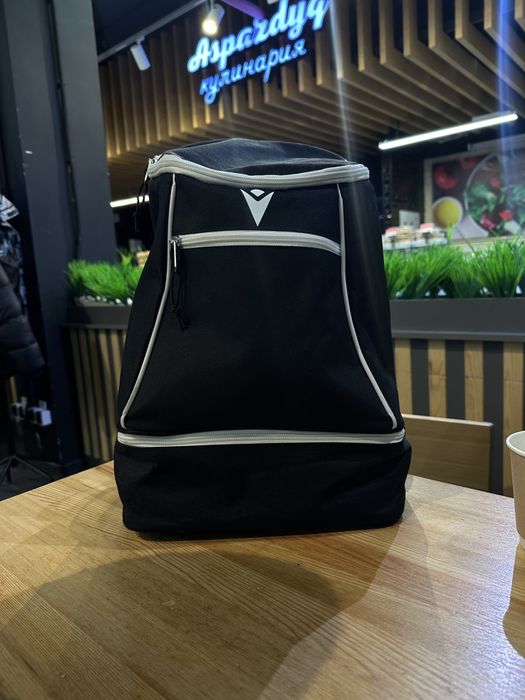 Продам сумку Macron