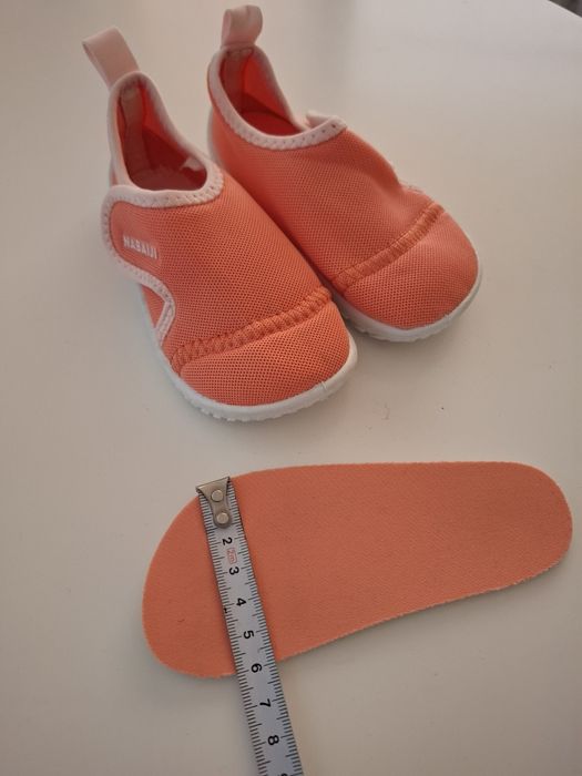 Боси обувки и пантофи размер 21, 22, 23, 24