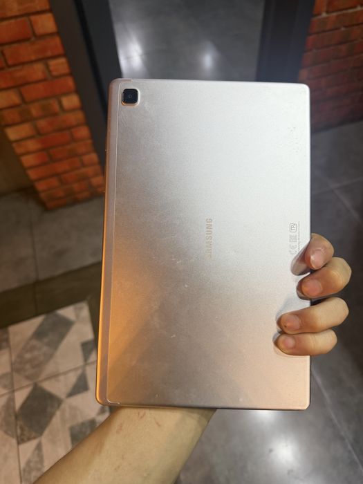 Продам Планшет Galaxy Tab A7
