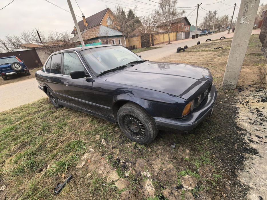 Продам  БМВ  е34