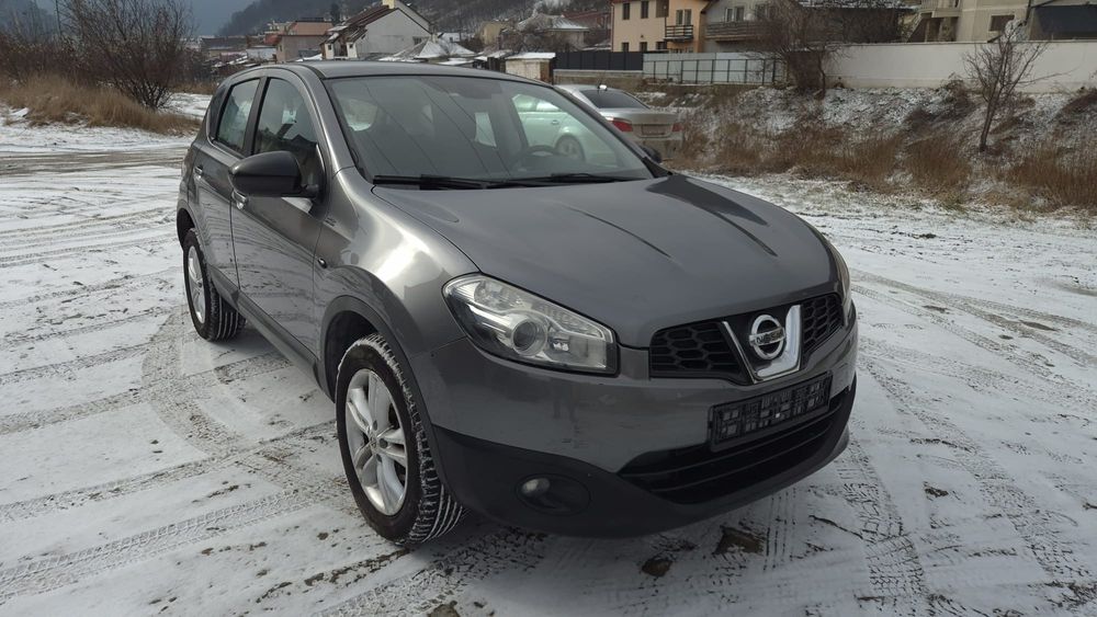 Vând nisan Qashqai