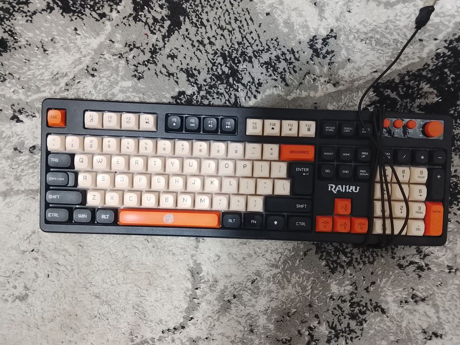 Клавиатура Raiku