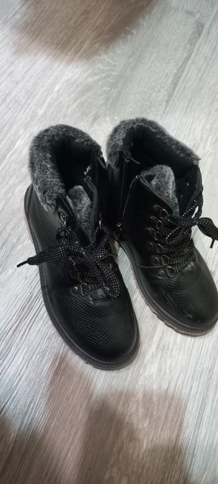 Детски боти  Sinsay