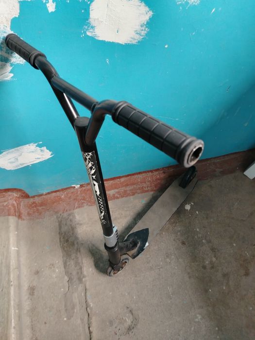 Продам трюковой самокат