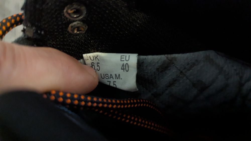 Bocanci de iarnă Tecnica