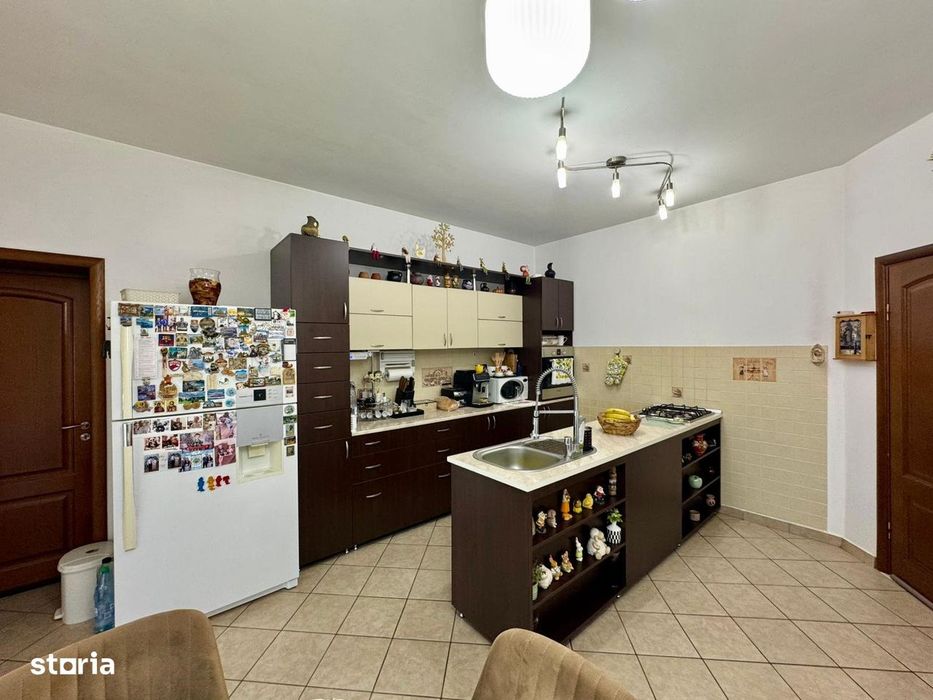 Timisoara, Calea Mosnitei, Vila Noua 450 mp, Zona Kuncz / Plopi.