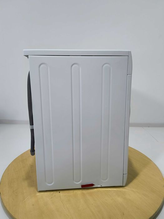 Masina de spalat Rufe 8Kg  INDESIT B373