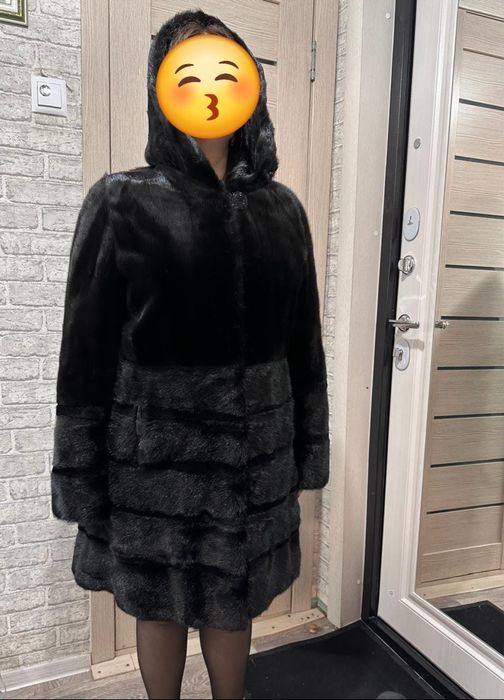 Продам Норковую шубу