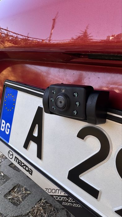 Dacia Sandero 1.2 бензин • 75 к.с. • 2015 г. • 44 000 км • Внос от Швейцария • Оригинална боя