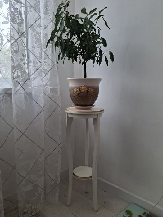 Подставка для цветов