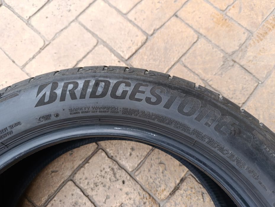 Летни гуми Bridgestone 245/50/19 Alenza dot 2022