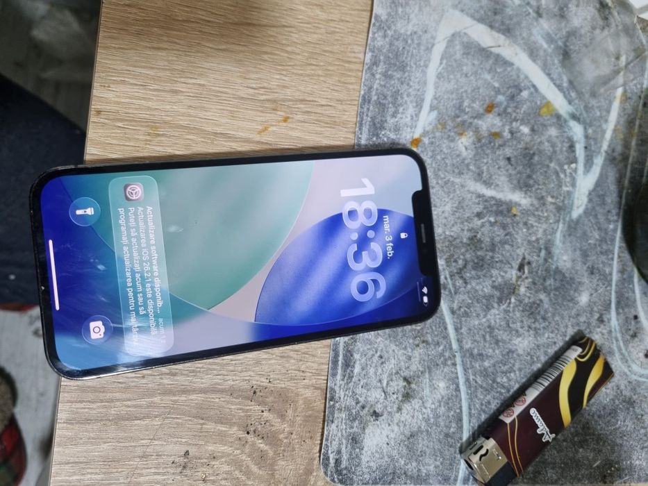 Vând iPhone 12 pro în stare ok