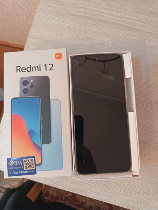 Продам сотовый телефон Redmi 12 состояние идеальное мобильный телефон