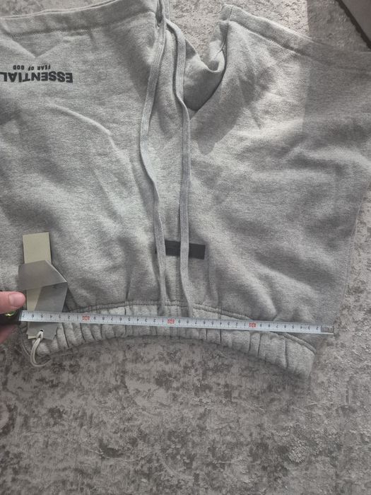 Pantaloni essentials