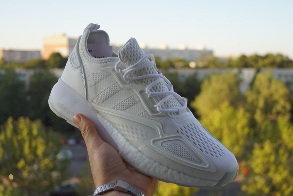 ②ls4444 Adidas ZX 2k boost 44 ultraboost alb Bucuresti Sectorul 2 • OLX.ro