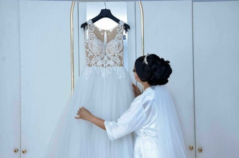 Vând rochie de miriasa