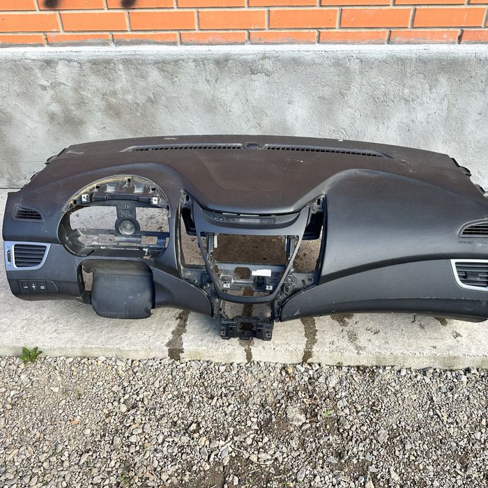 Панель Hyundai Elantra