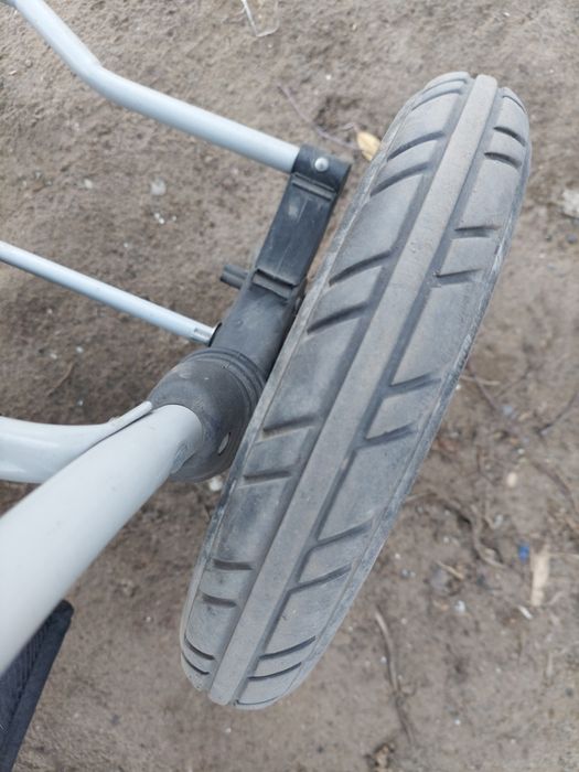 Продам детскую коляску.