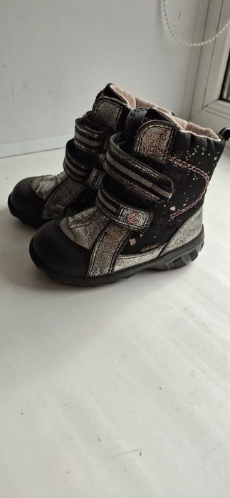 Сапожки осенние для девочки