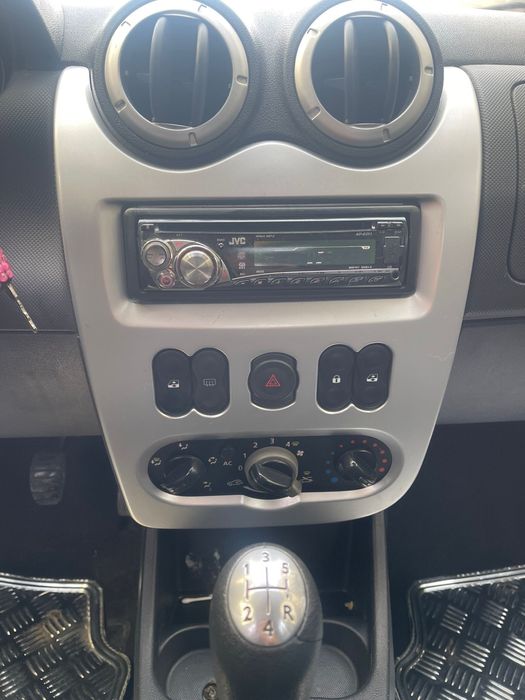 Dacia Sandero 1.2 benzina