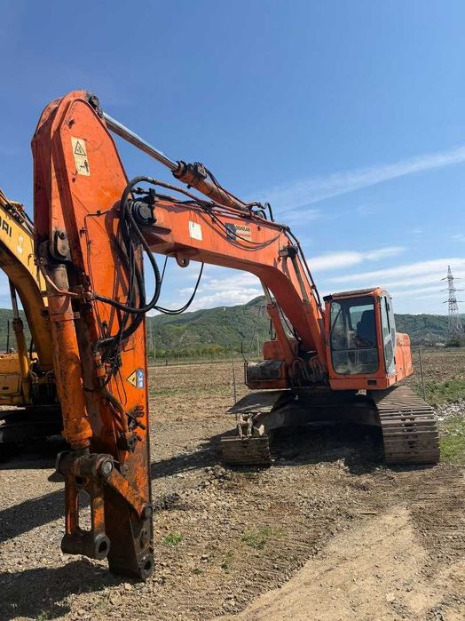Motor excavator pe senile Doosan DX 300 LC piese