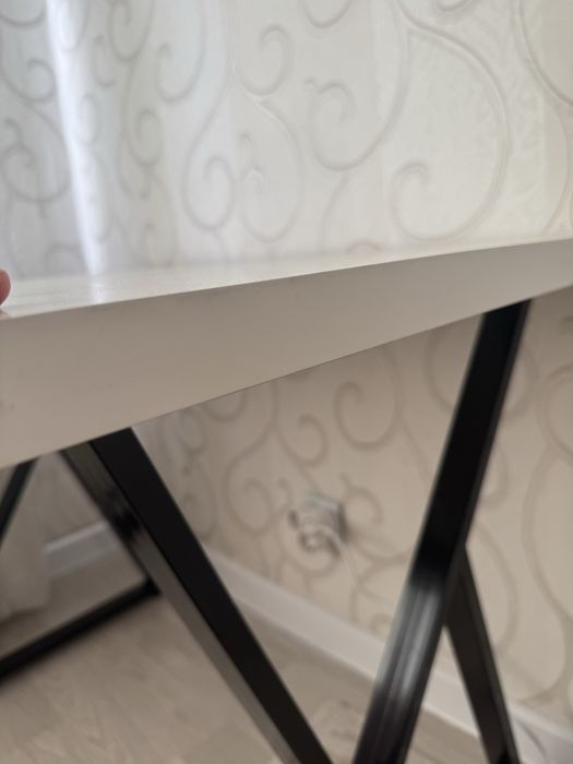 Продаю стол кухонный для гостей