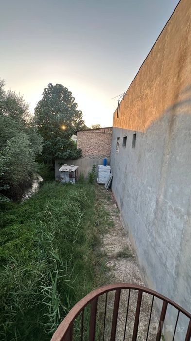 3 sotix yer sotiladi