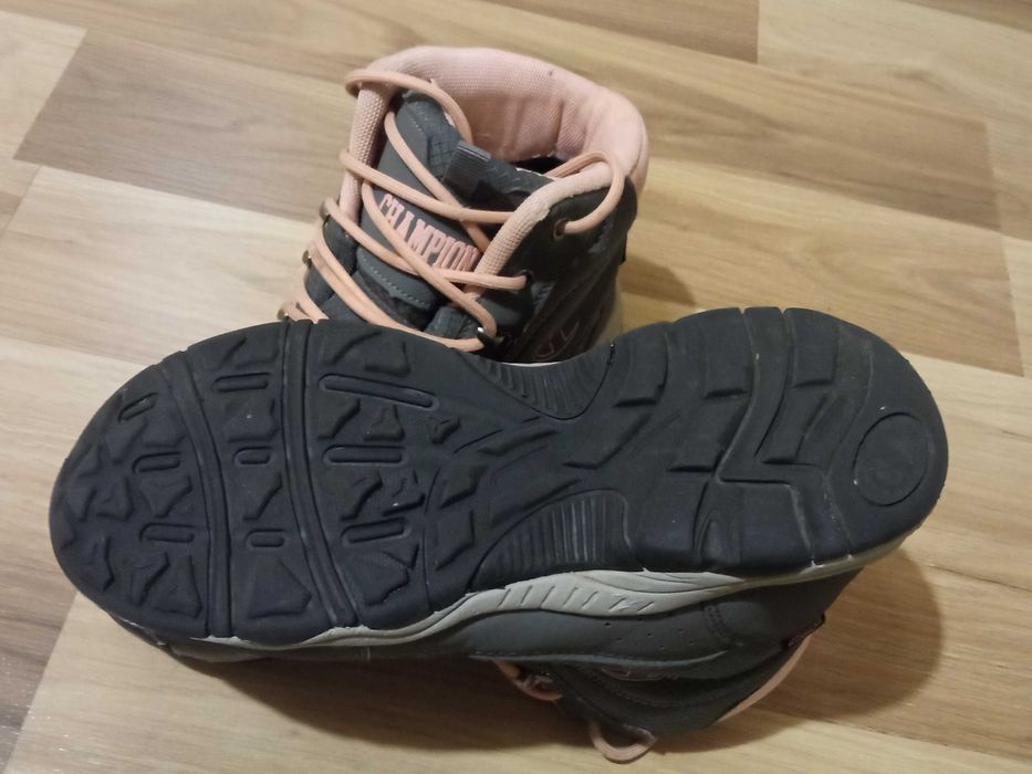 Обувки Champion номер 38