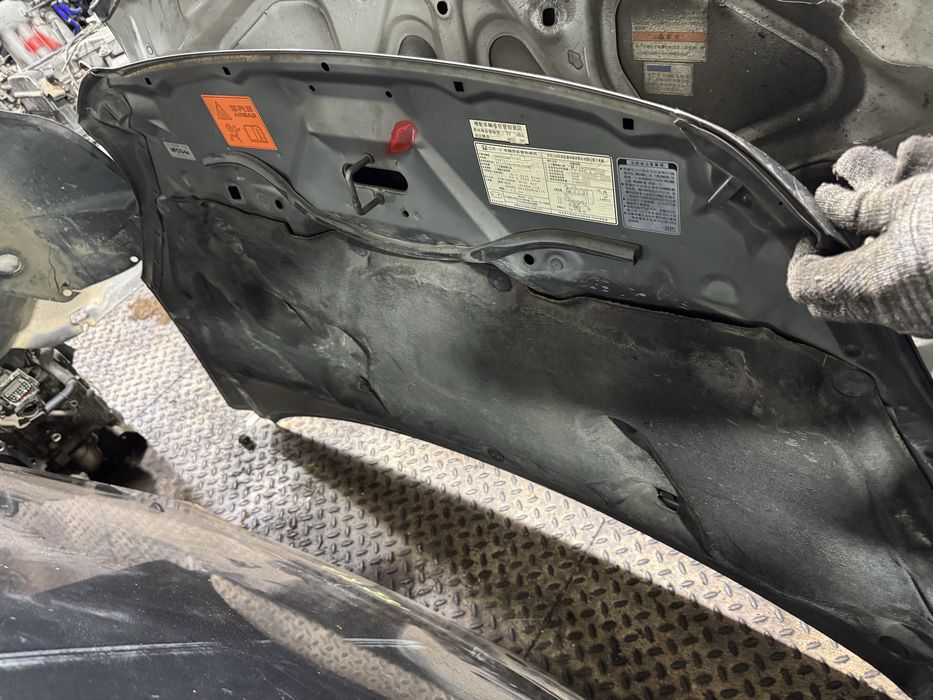 Honda CR-V 3 поколение капот