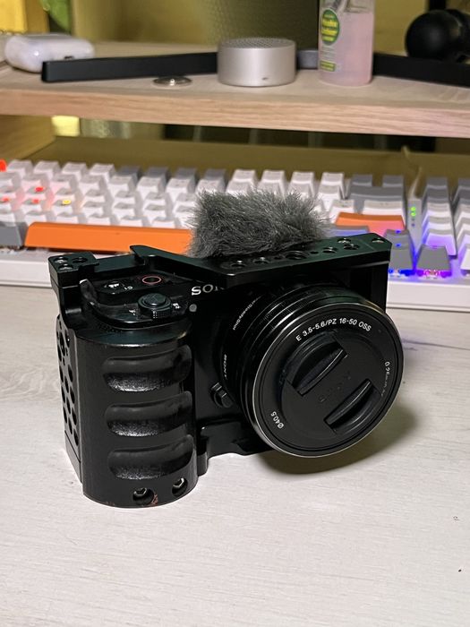 Sony ZV e10 + kletka newer + pustiahka