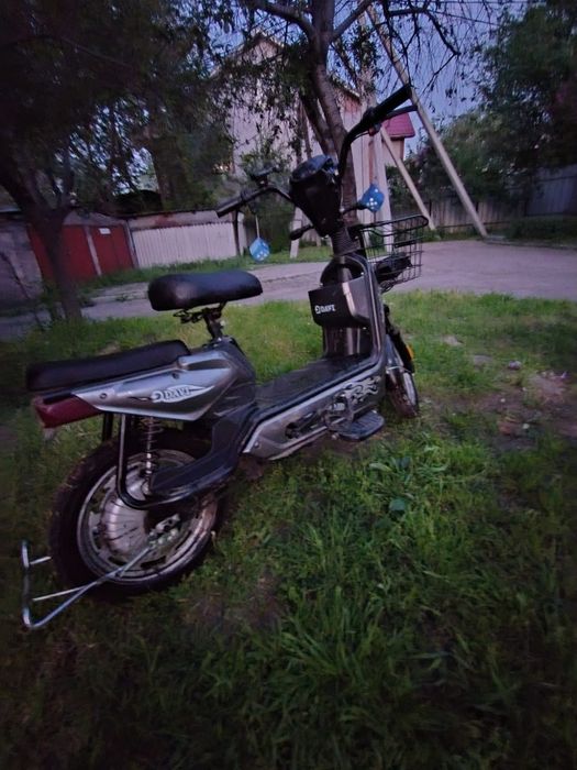 Скутер электрический